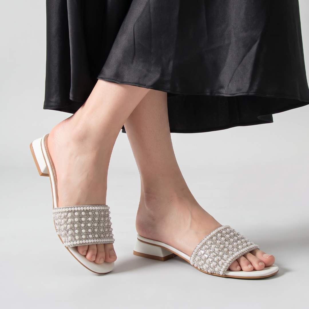Embellished Low Heel Mules white