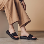 Studded Strap Slides black