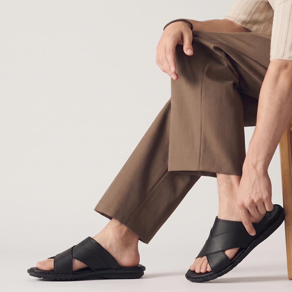 Cross Over Slide Sandals black