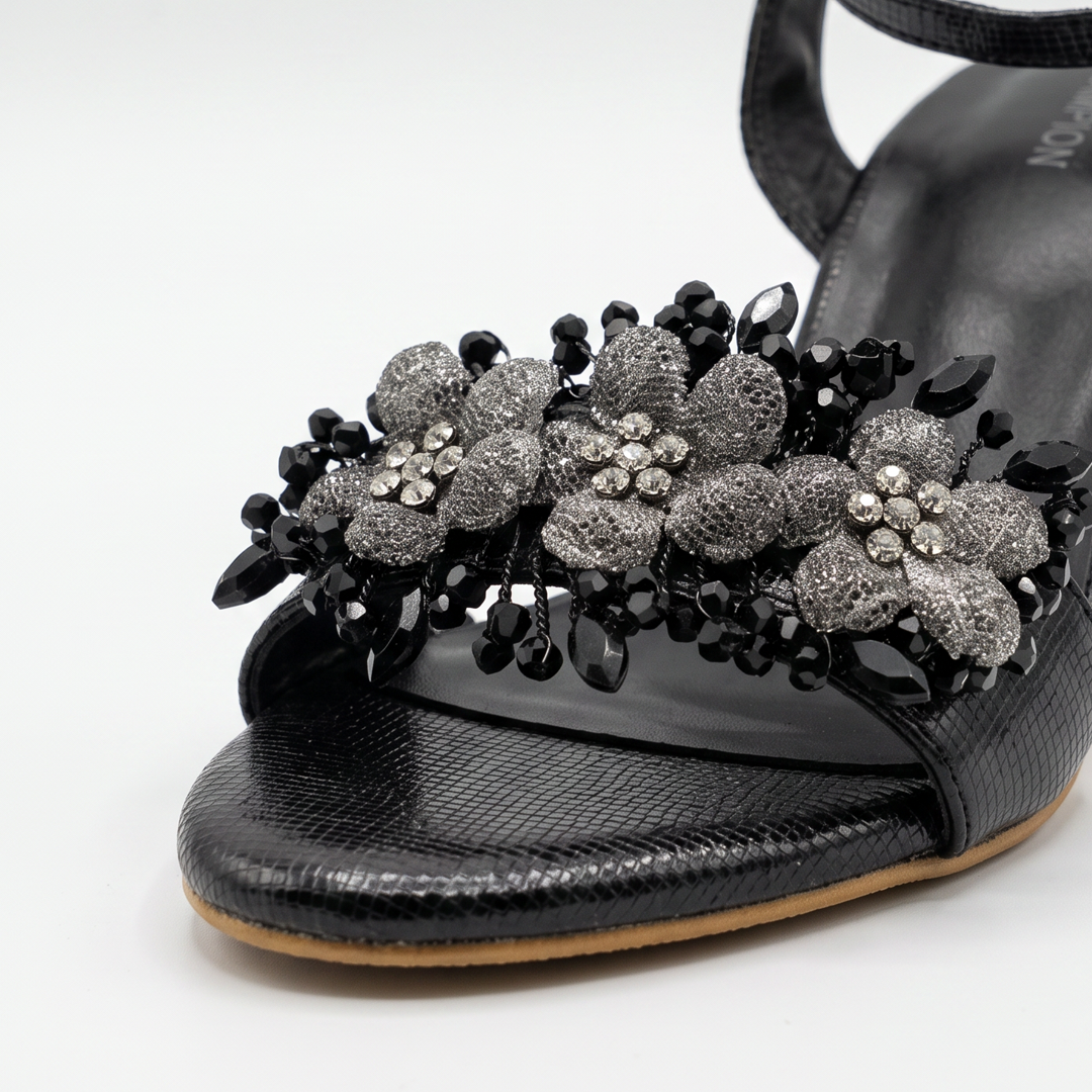 Embellished Heels black