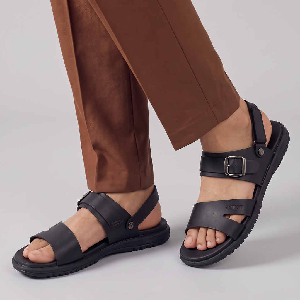 Classic Strap Buckle Sandals black