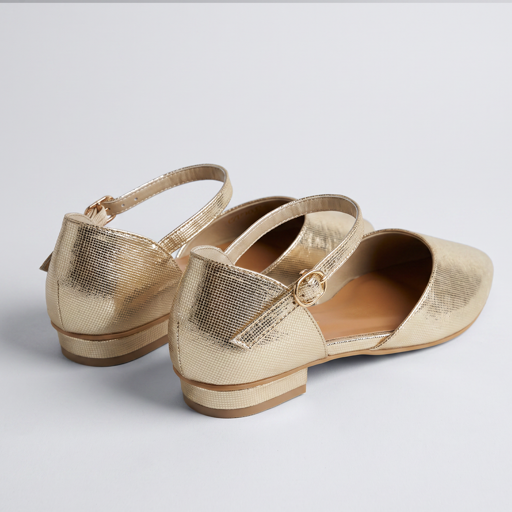 Pointed Toe Ankle Strap Flats peach