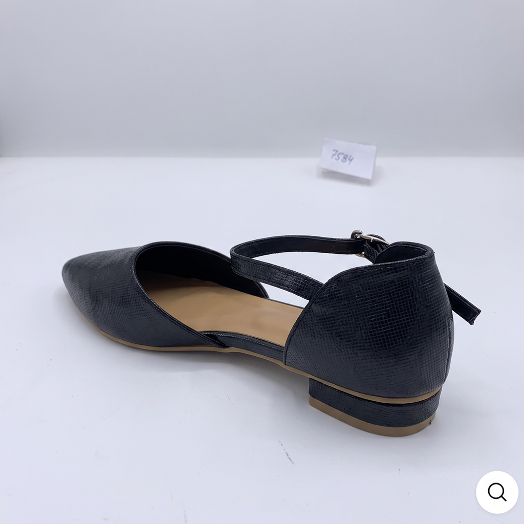 Pointed Toe Ankle Strap Flats black