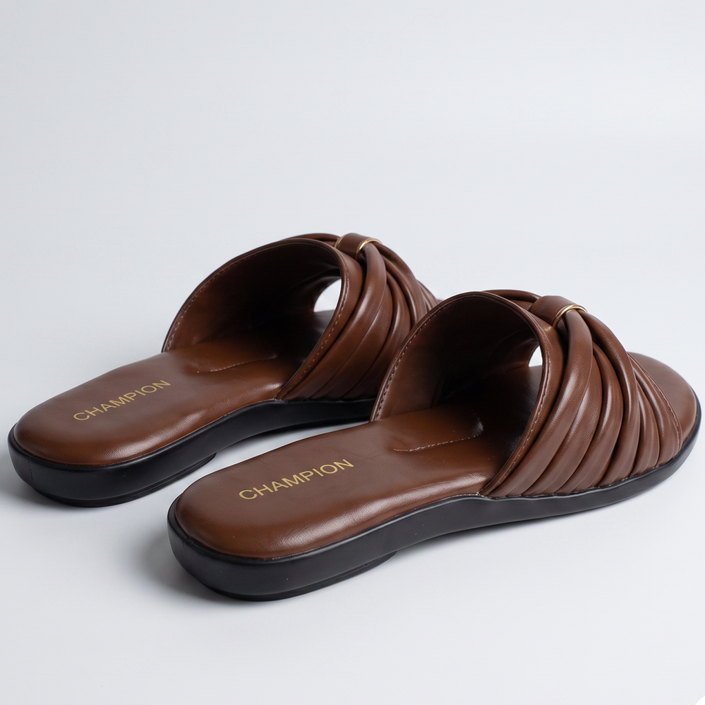 Pleated Slide brown
