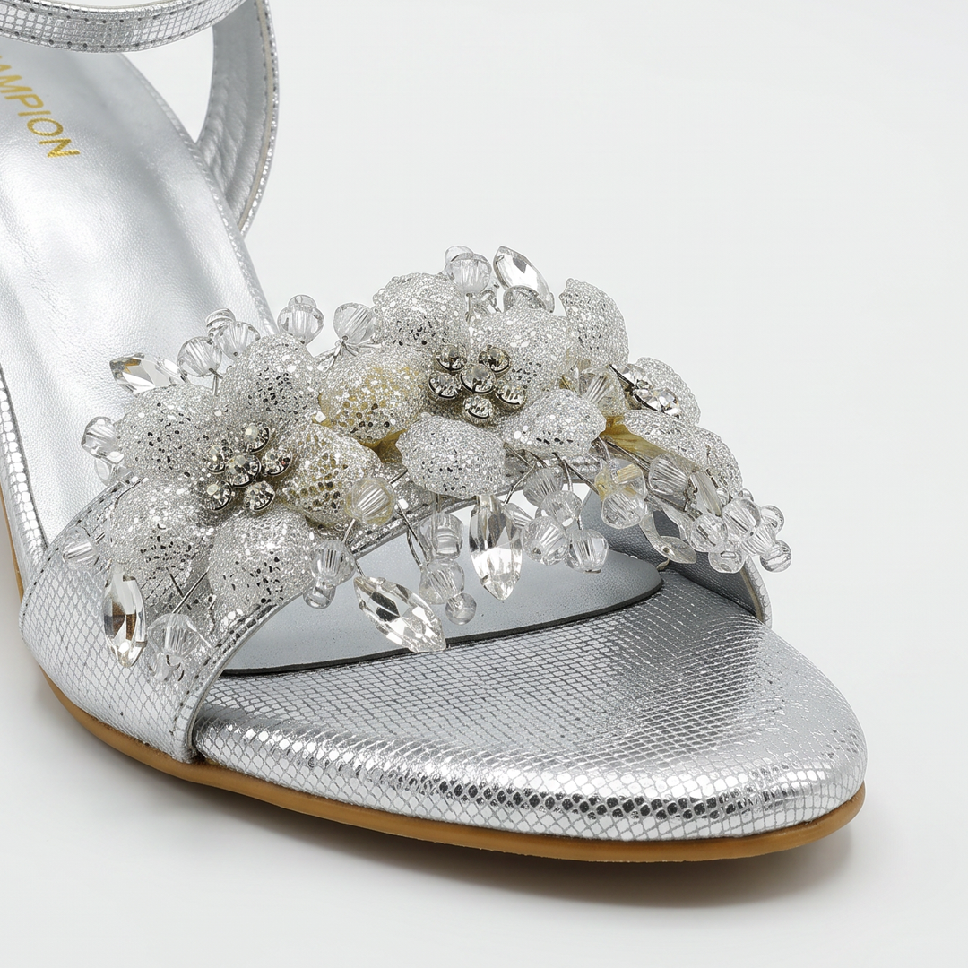 Embellished Heels silver