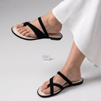 Suede Toe Ring Flat Sandals black