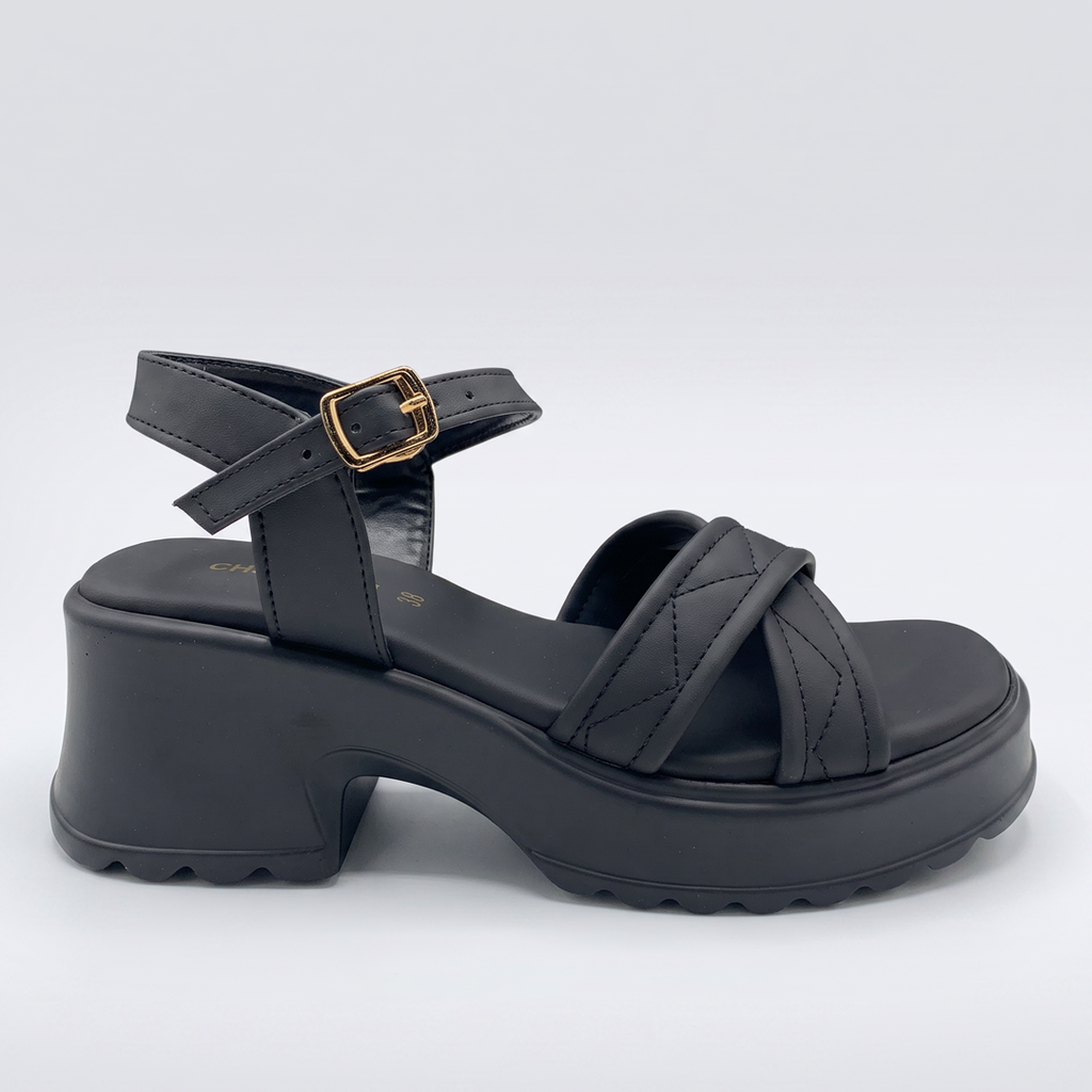 Chunky Platform Sandals black