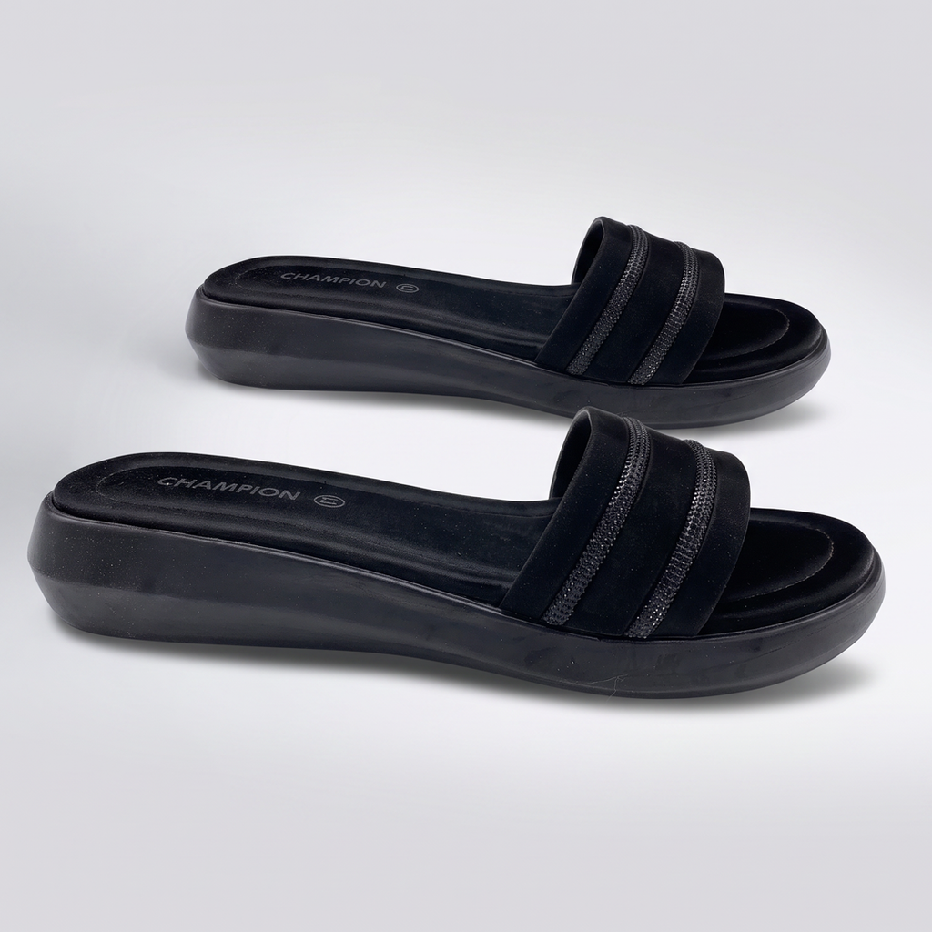 Studded Strap Slides black
