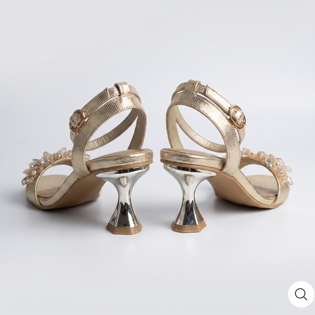 Embellished Heels gold
