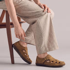 1790 | Sandal  - Musterd