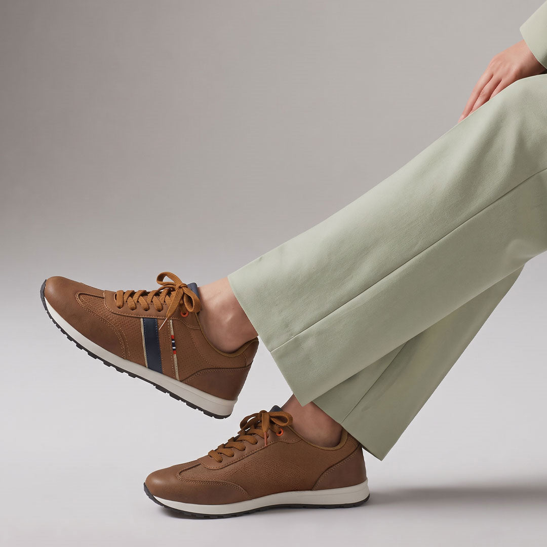 3-2196 | Sneaker - Mustred